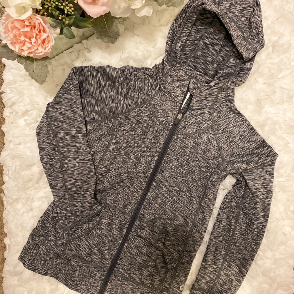 Very warm hooded sweatshirt with thumb holes.